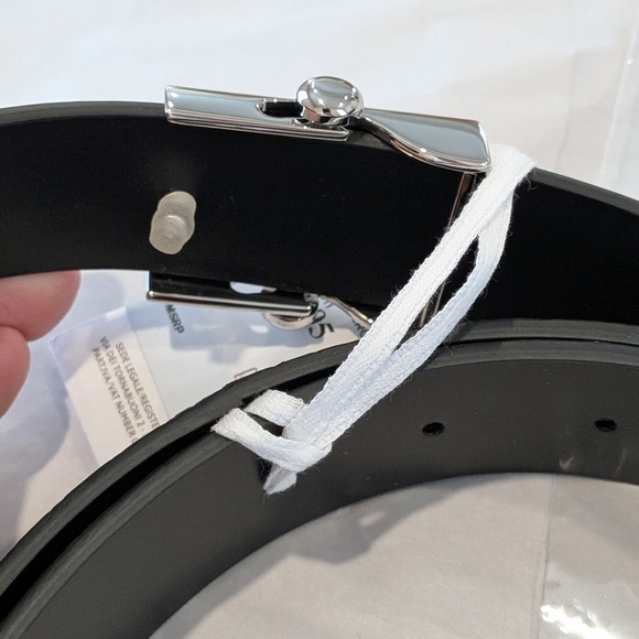 Salvatore Ferragamo Black Belt with Silver Buckle - Picture 5 of 6